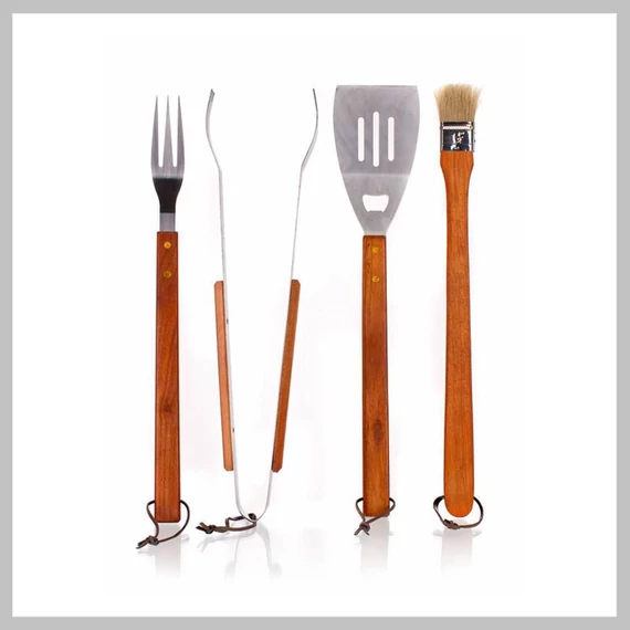 HAPPY GREEN Set de ustensile pentru grătar, 4 piese, mâner din lemn – 5012065-A