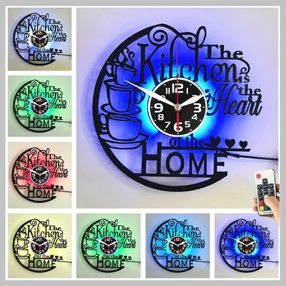 Ceas de perete vintage cu iluminare LED de 7 culori – 29 cm | „The Kitchen is the Heart of the Home”
