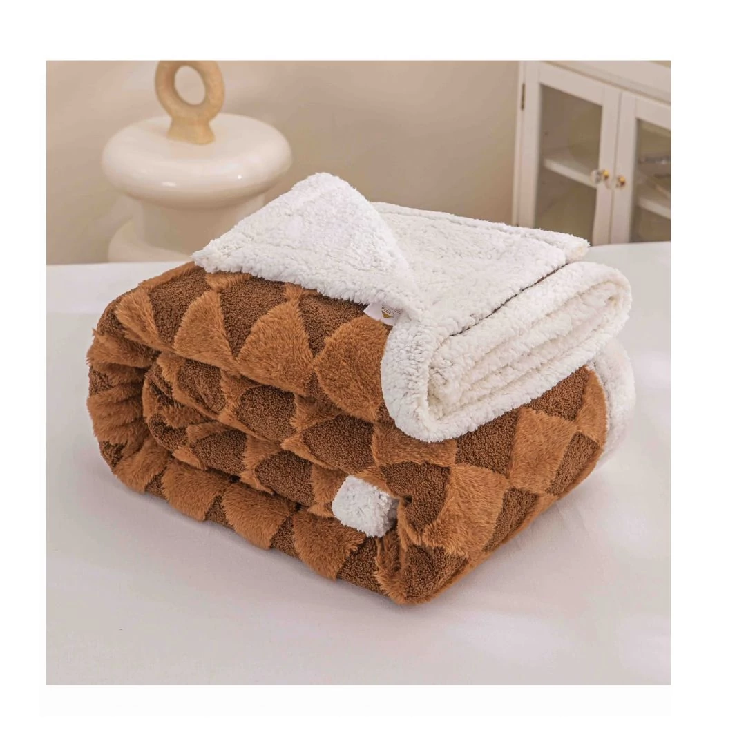 Pătură Sherpa maro–alb cu model romboidal 150×200 cm ZF-SB150