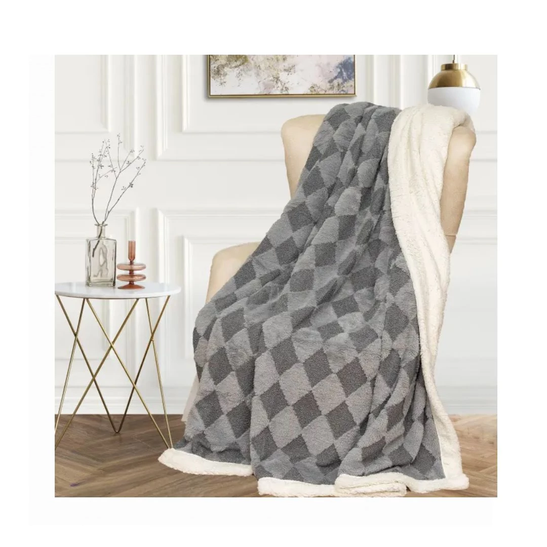 Pătură Sherpa gri–alb cu model romboidal 200×220 cm ZF-SZ200